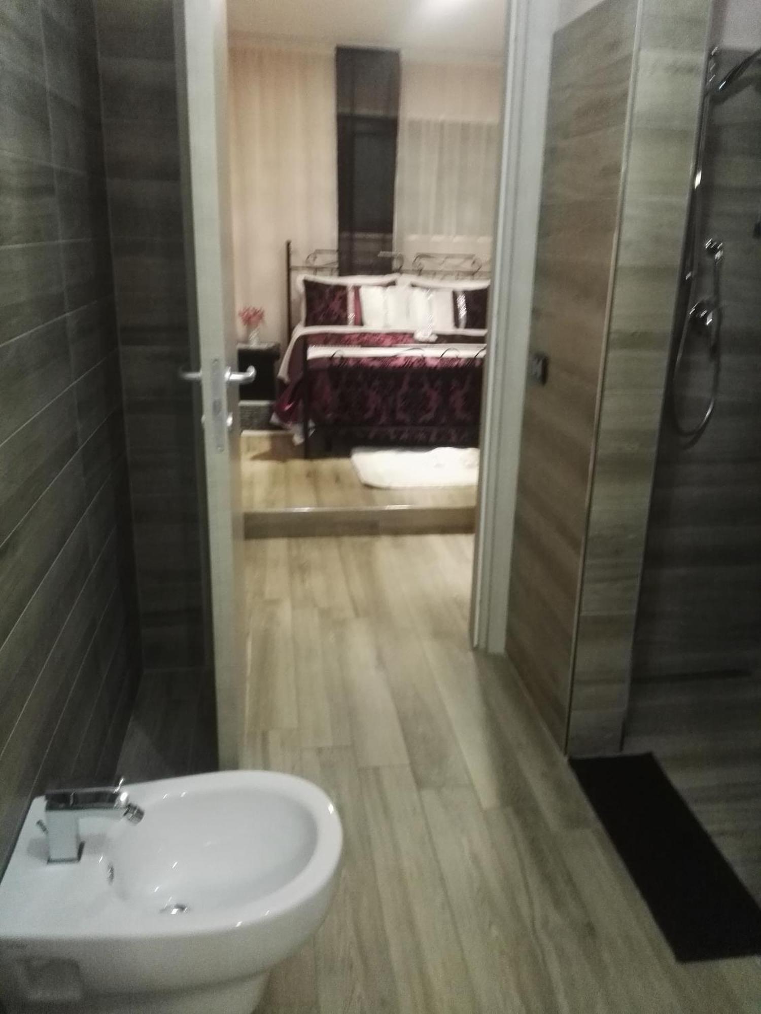 ラクイラ Lilium Bed & Breakfast エクステリア 写真